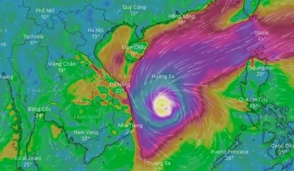 sieu bao khi nhin tu khong gian vegageospatial 2